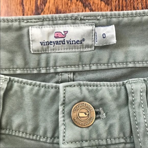 Like New! Vineyard Vines Pants - Picture 5 of 8